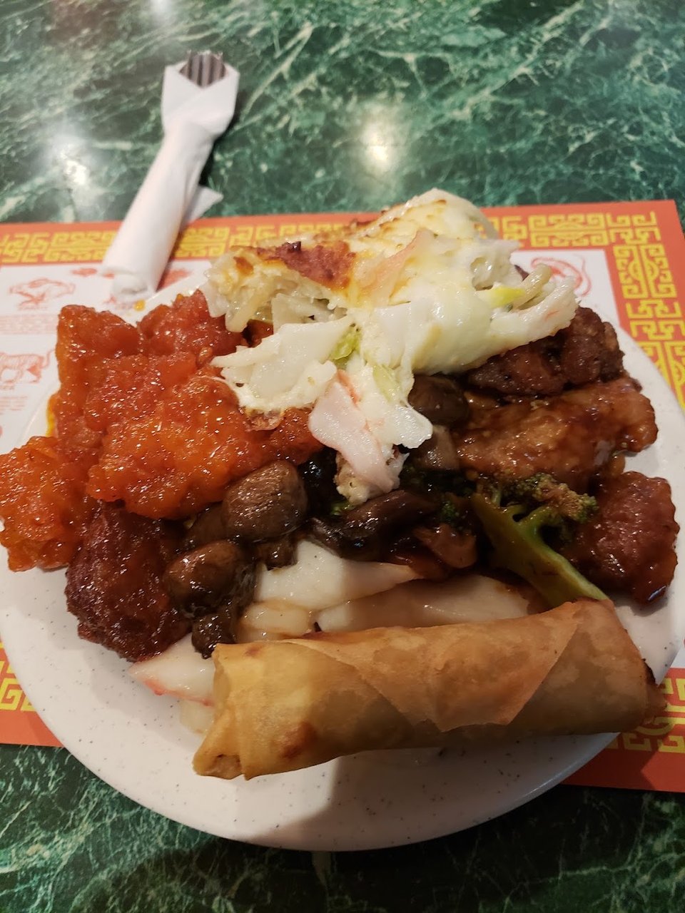 Seafood and comfort food buffet items
